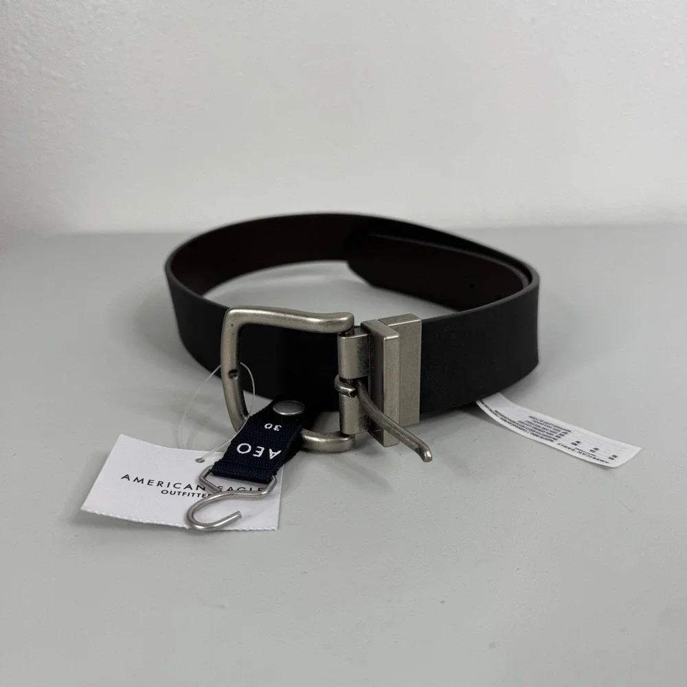 American Eagle NWT Black Leather‎ Belt Size 30